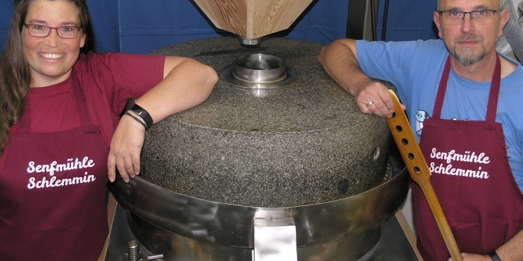 mustard-mueller-ivonne-and-michael-kostross-from-schlemmin, © Senfmühle Schlemmin mustard-mueller-ivonne-and-michael-kostross-from-schlemmin, © Senfmühle Schlemmin