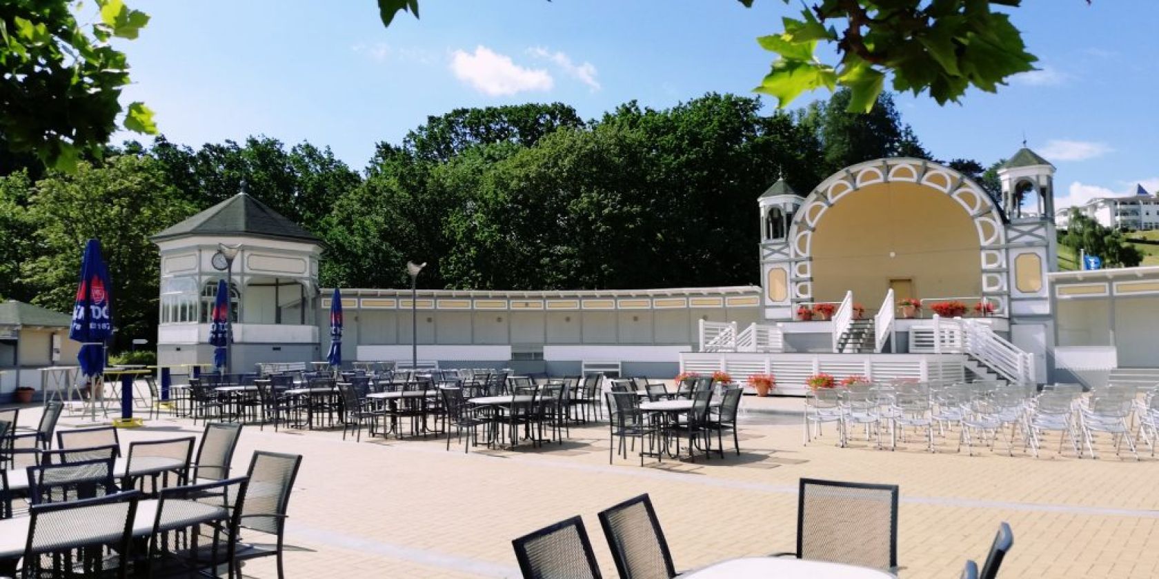 Kurplatz (c) Kurverwaltung Goehren, © Kurverwaltung Goehren Kurplatz (c) Kurverwaltung Goehren, © Kurverwaltung Goehren