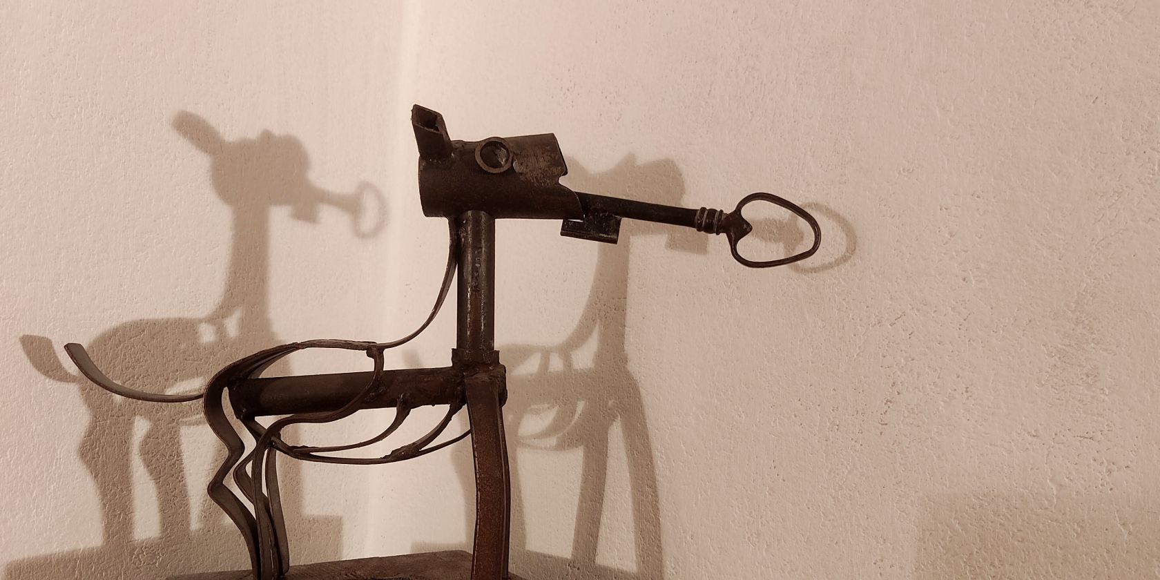 Ereignis Schlüsselfund. inszenierte Objektfotografie, 2026, © Johannes Terbach Ereignis Schlüsselfund. inszenierte Objektfotografie, 2026, © Johannes Terbach