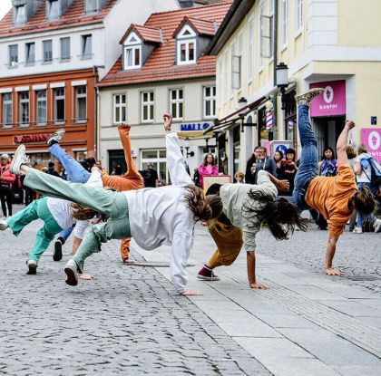 Jugendkunstschule Vorpommern-Rügen e.V., © Jugendkunstschule Vorpommern-Rügen e.V. Jugendkunstschule Vorpommern-Rügen e.V., © Jugendkunstschule Vorpommern-Rügen e.V.