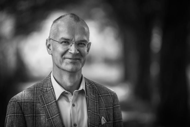 Diplom-Kriminalist, Supervisor & Verhaltenstrainer Uwe Rüffer, © Thorsten Brinckmann Diplom-Kriminalist, Supervisor & Verhaltenstrainer Uwe Rüffer, © Thorsten Brinckmann
