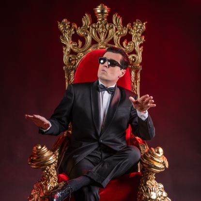 Alexander Kerbst als Falco, © Thommy Buccini Alexander Kerbst als Falco, © Thommy Buccini