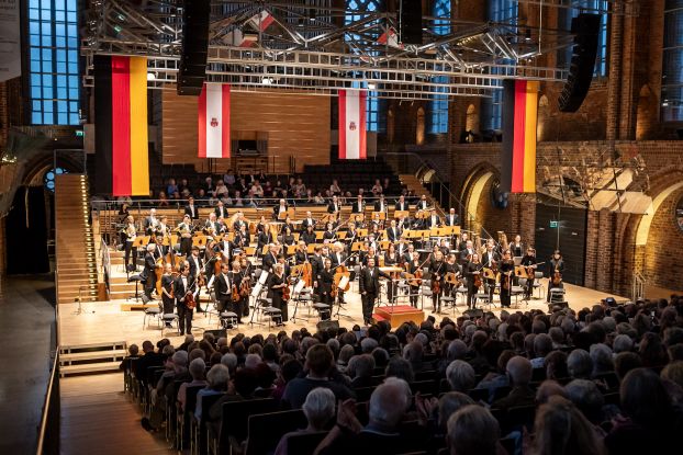 Gala Concert - German Unity Day, © Vier-Tore-Stadt Neubrandenburg Gala Concert - German Unity Day, © Vier-Tore-Stadt Neubrandenburg