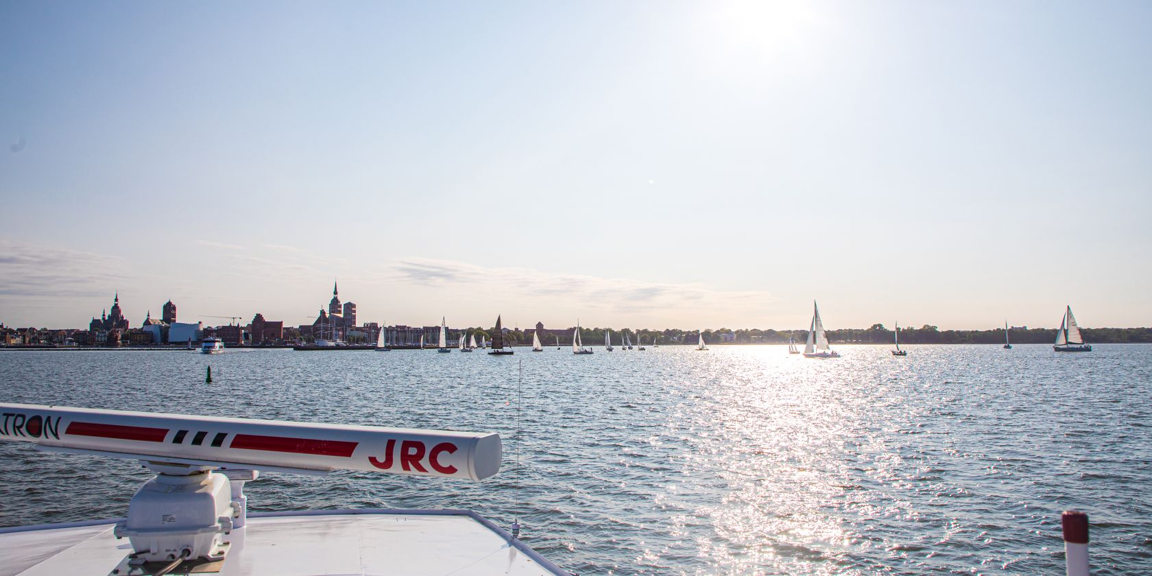Stralsunder Mittwochsregatta mit Hafenrundfahrt, © Weiße Flotte GmbH Stralsunder Mittwochsregatta mit Hafenrundfahrt, © Weiße Flotte GmbH