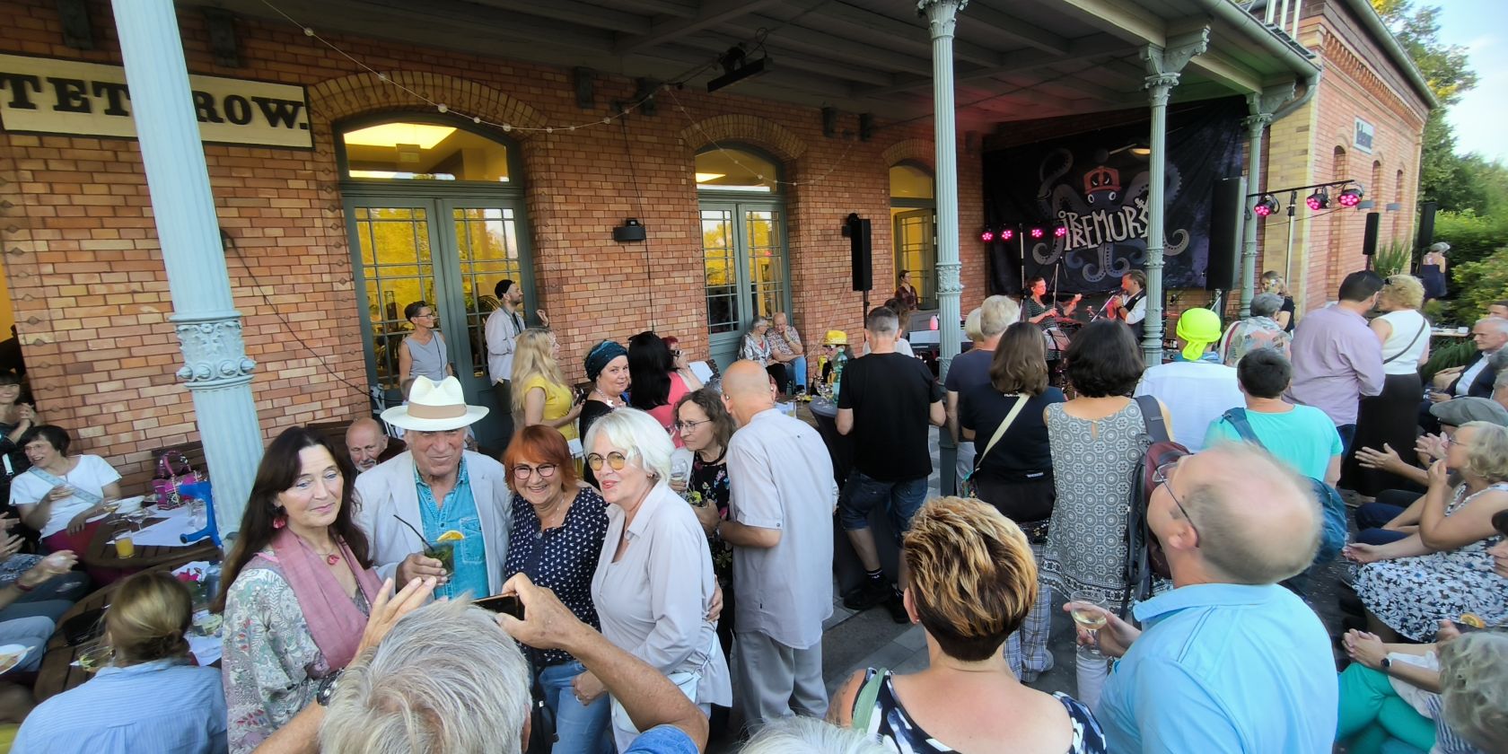 Bahnsteigfest Galerie Teterow, © Jana Koch Bahnsteigfest Galerie Teterow, © Jana Koch