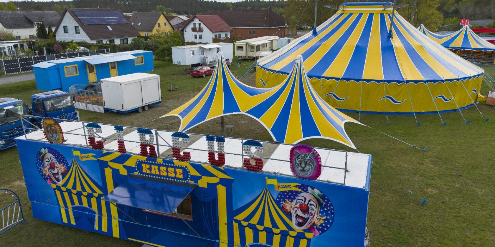 Circus Moreno, © Circus Moreno Circus Moreno, © Circus Moreno
