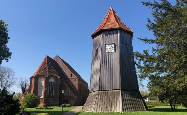 Saale church with bell tower, © Marcel Glasenap Saale church with bell tower, © Marcel Glasenap