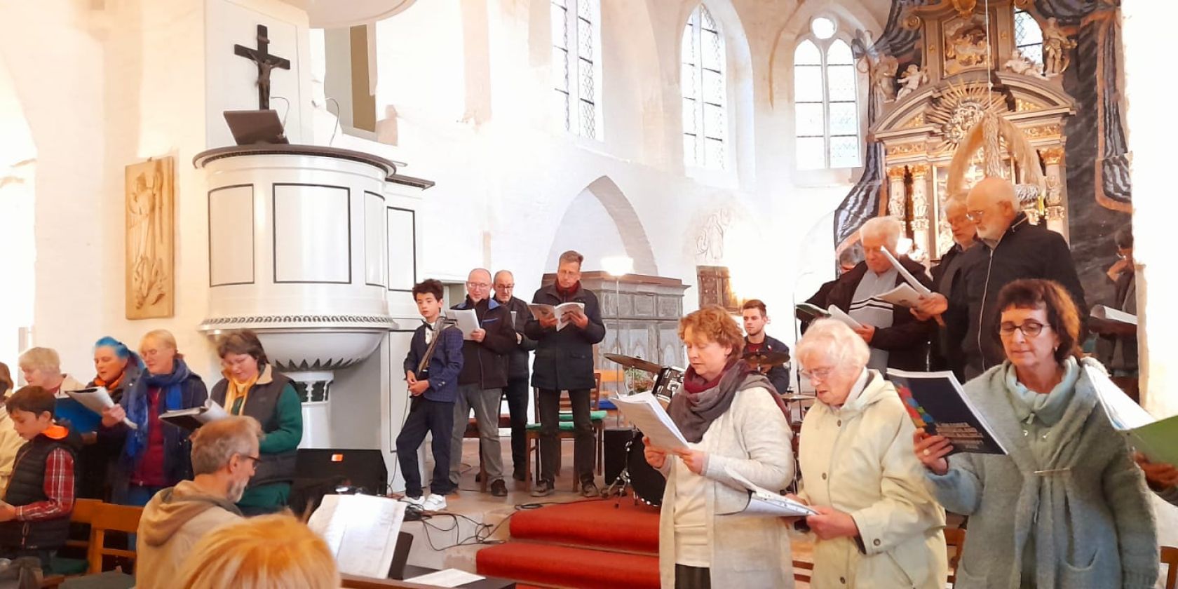 Kirchenchor Sagard, © Alex Bergstedt Kirchenchor Sagard, © Alex Bergstedt