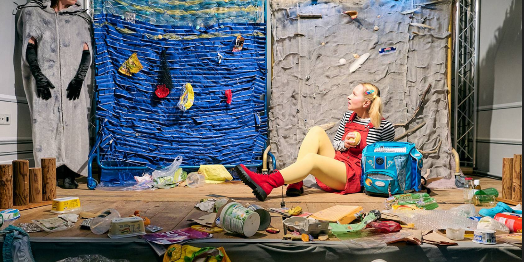 Mia und der Müll im Meer, © Theater NordNordOst Mia und der Müll im Meer, © Theater NordNordOst