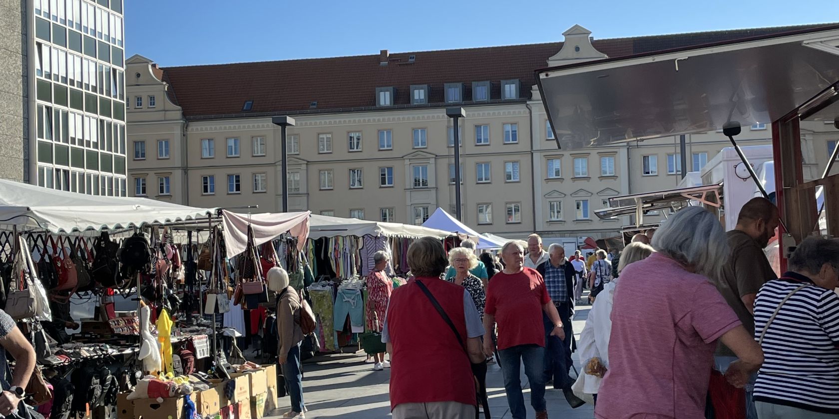 Wochenmarkt, © Vier-Tore-Stadt Neubrandenburg Wochenmarkt, © Vier-Tore-Stadt Neubrandenburg