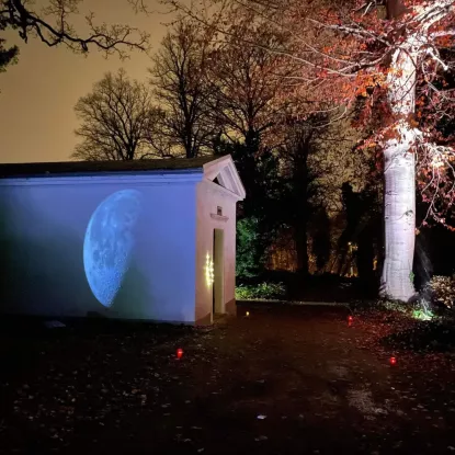 Dr. Anja kretschmer, Friedhofsgeflüster, © Dr. Anja kretschmer, Friedhofsgeflüster Dr. Anja kretschmer, Friedhofsgeflüster, © Dr. Anja kretschmer, Friedhofsgeflüster