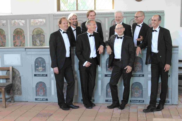 Men's time loosely mirrored, © Jens-Uwe Koch Men's time loosely mirrored, © Jens-Uwe Koch