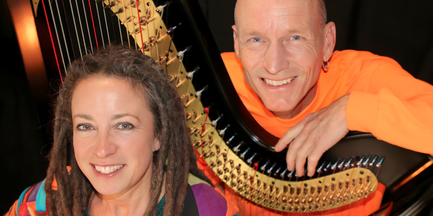 Die BAND mit der HARFE, &copy; Band_mit_Harfe_Jeanine_Vahldiek_Foto_fuer_VA_erh_250625.jpg