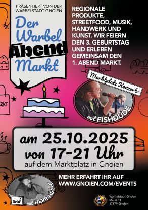 The Warbel evening market under a starry sky with marketplace concert, © Warbelstadt Gnoien