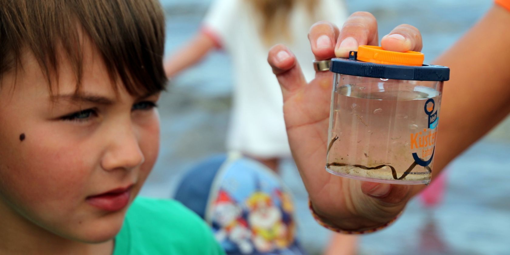 UMWELTTIPP F&Uuml;R KIDS "Strandforscher gesucht", &copy; Picasa