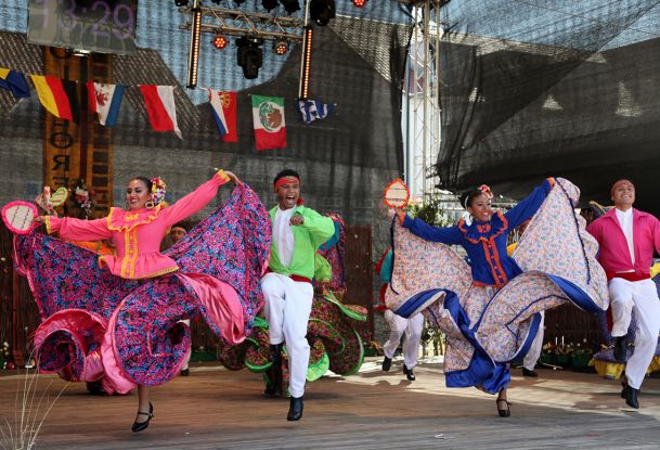 Grand Prix der Folklore, © djo-Deutsche Jugend in Europa
