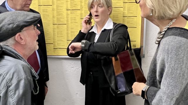 Dat Bahn Chaos - Reisende sall man uphollen, &copy; Niederdeutsche B&uuml;hne Rostock