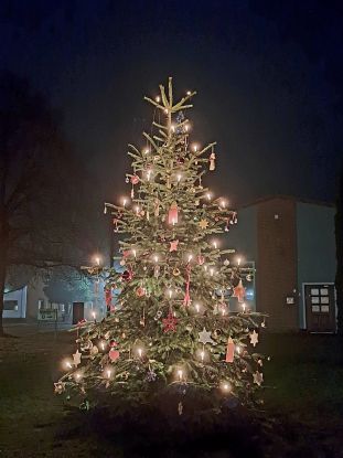 Weihnachtsbaumschmücken Semlow_2, © Gemeinde Semlow