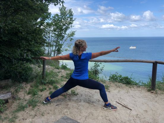 Yoga-Walking-1, &copy; KV Sellin