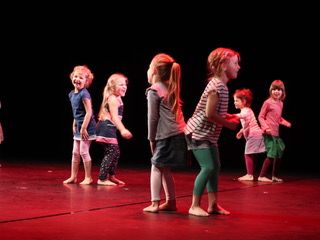 Kindertanz, &copy; Jugendkunstschule Vorpommern-R&uuml;gen e.V.