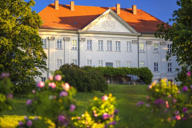 Schloss Hohenzieritz, © Timm Allrich