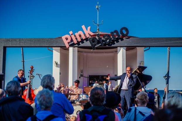 Session mit Dave Goodman · Blue Wave Festival · OPEN AIR, © Binzer Bucht Tourismus