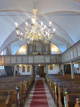 Foto an der Orgel Kr&ouml;slin 1, &copy; Britta Fl&ouml;dl