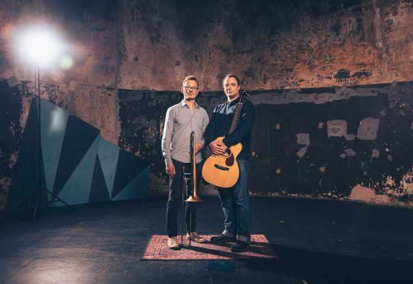 In concert : MEHR ALS WIR - multi-instrumentalist meets fingerstyle guitar, © Mehr als wir