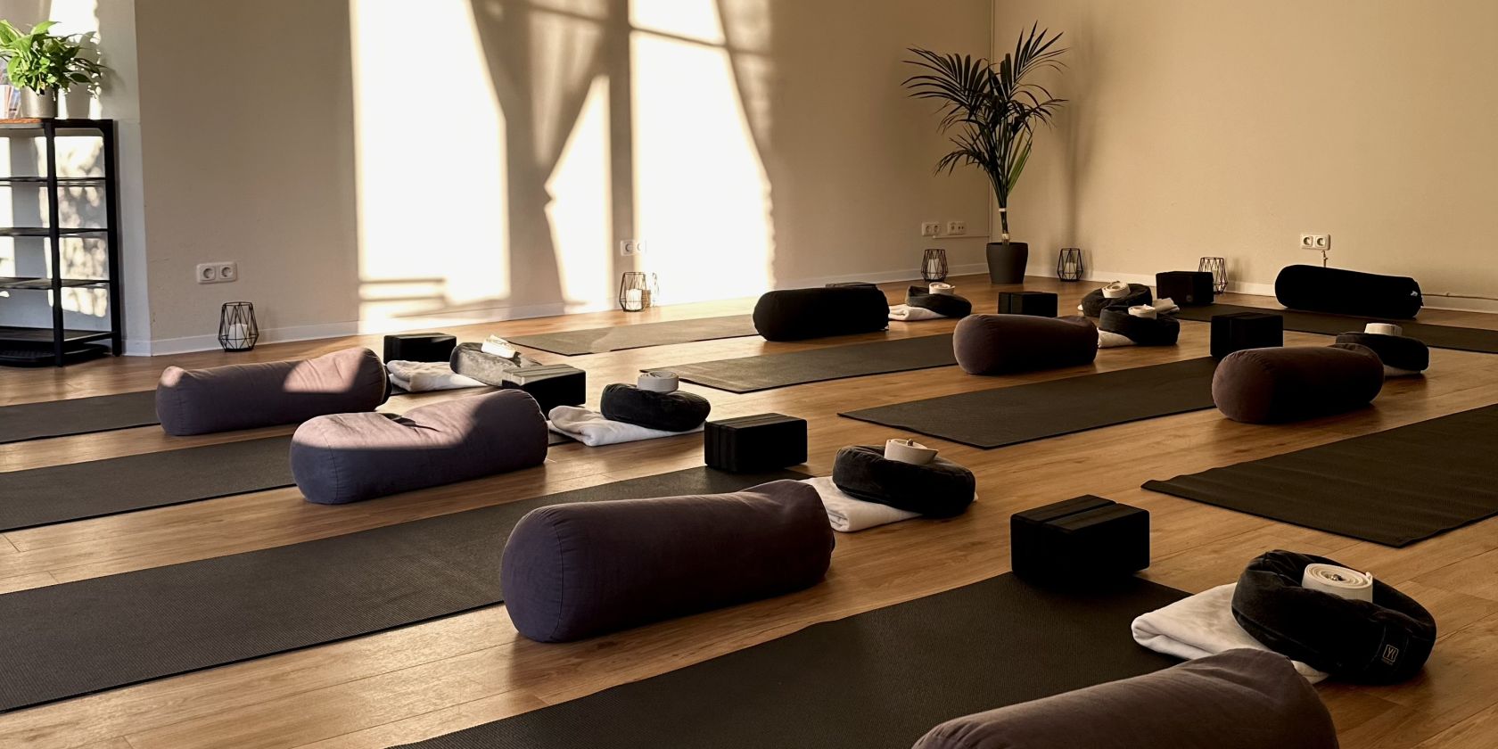 MOVA PLACE - Yoga & Co. Studio Stralsund, &copy; MOVA PLACE - Yoga & Co. Studio