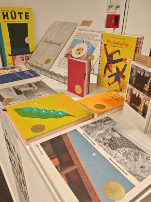 Auswahl Die sch&ouml;nsten Deutschen B&uuml;cher 2025, &copy; Stadtbibliothek Stralsund