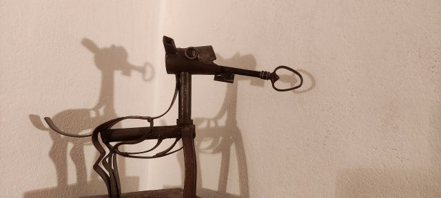 Ereignis Schl&uuml;sselfund. inszenierte Objektfotografie, 2026, &copy; Johannes Terbach
