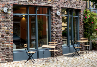 MOVA PLACE - Yoga & Co. Studio, &copy; MOVA PLACE - Yoga & Co. Studio