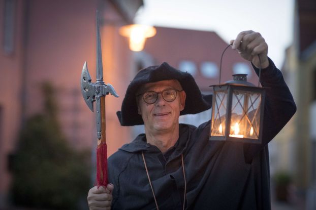 Public night watchman tour through Güstrow in the evening