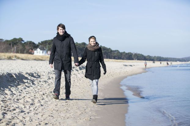 Gemuetlicher Winterspaziergang (c) Kurverwaltung Goehren Martin Stoever _2014_62P7773, © Kurverwaltung Goehren / Martin Stoever