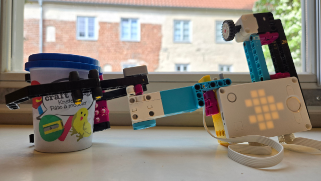 Technik zum Anfassen: Lego Spike und WeDo, © Stadtbibliothek Stralsund