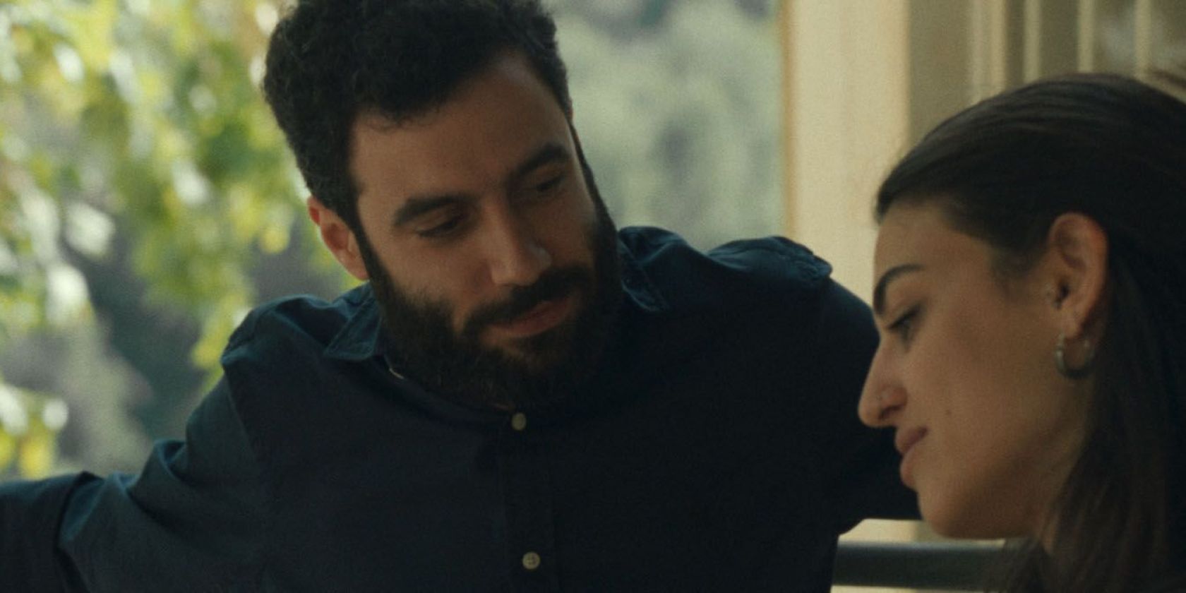 Happy Holidays, © Fresco Films - Red Balloon Film - Tessalit Productions - Intramovies