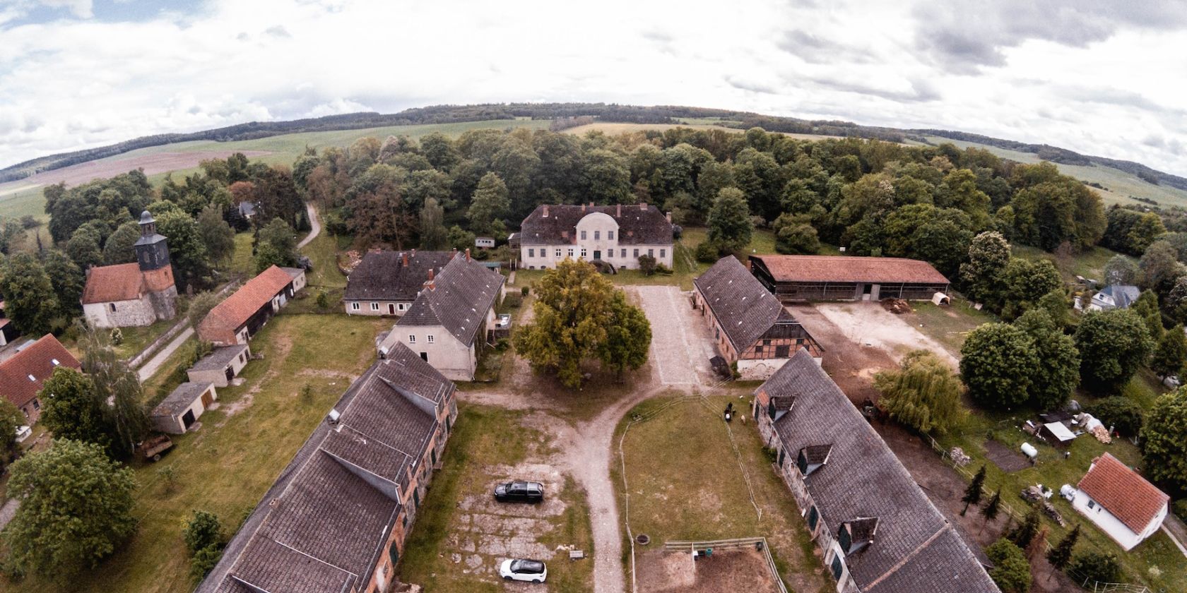 gutsensemble_gutNeuensund, &copy; Verein der Schl&ouml;sser, Guts- und Herrenh&auml;user e.V.