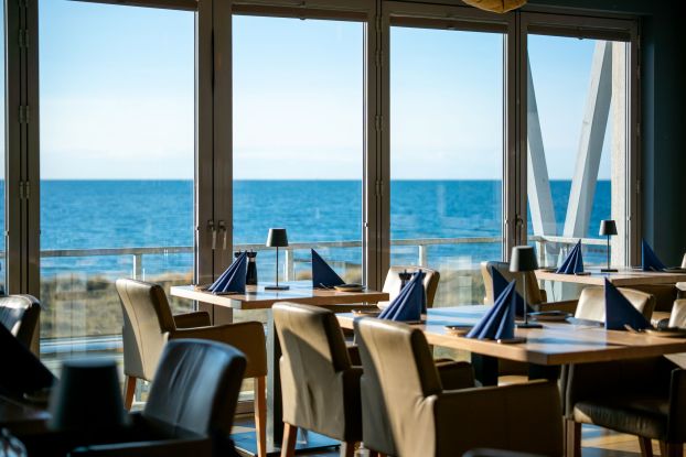D&uuml;nenbrunch "blaue boje", &copy; StrandResort Warnem&uuml;nde-Markgrafenheide Betriebsgesellschaft mbH