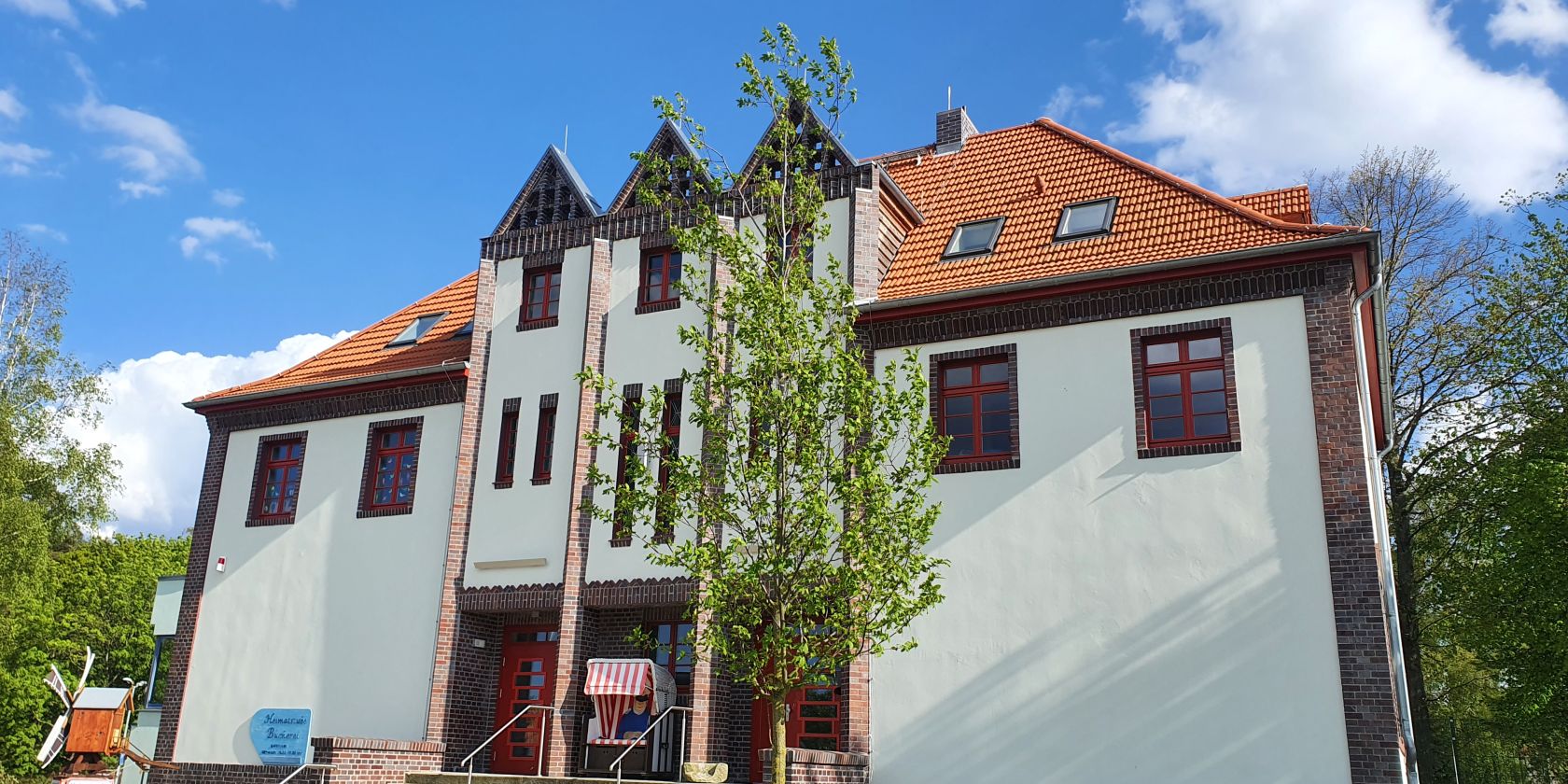 Historische Ortsf&uuml;hrung, &copy; Alte Schule 7_Toni Schulz_2022.jpg