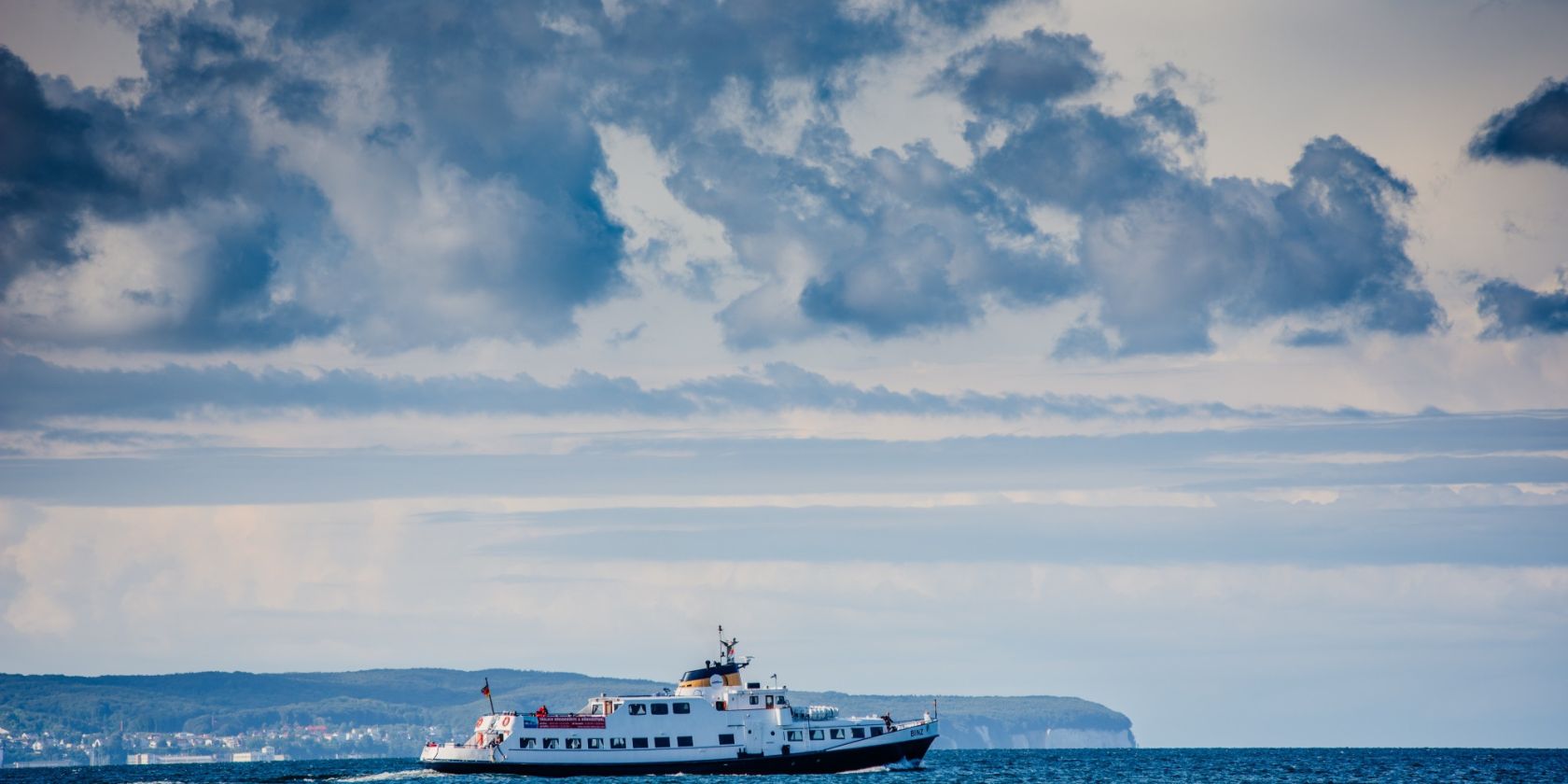 Schiffstour ab Binz zu den Kreidefelsen, &copy; Binzer Bucht Tourismus