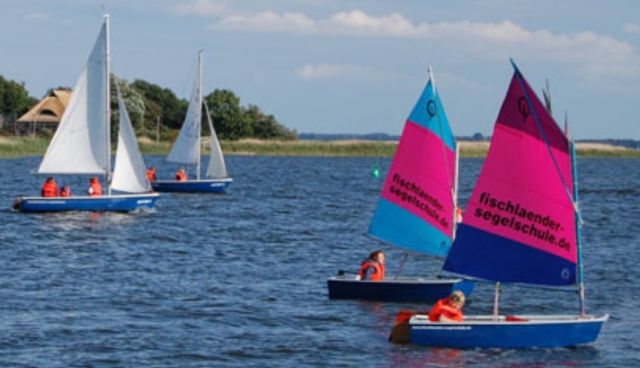 Kindersegeln_Foto_FischlaenderSegelschule, © Fischländer Segelschule