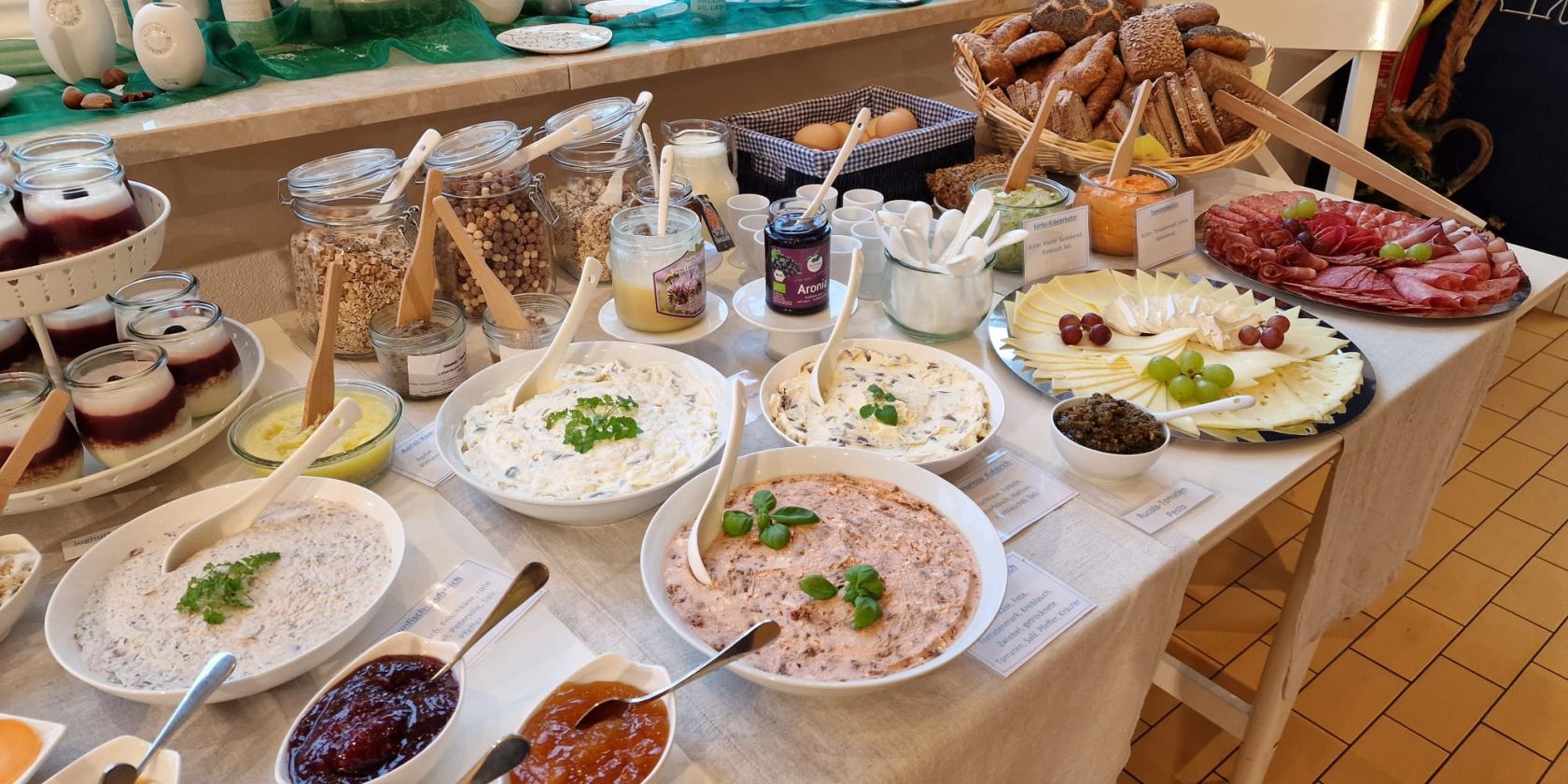 Fr&uuml;hst&uuml;cksbuffet in der Ostseem&uuml;hle, &copy; Ostseem&uuml;hle GmbH