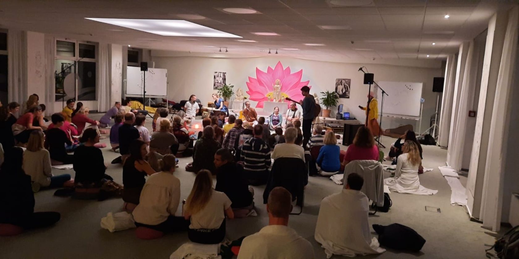 Mantrakonzert & Meditation, © Shankara Stephan Maune